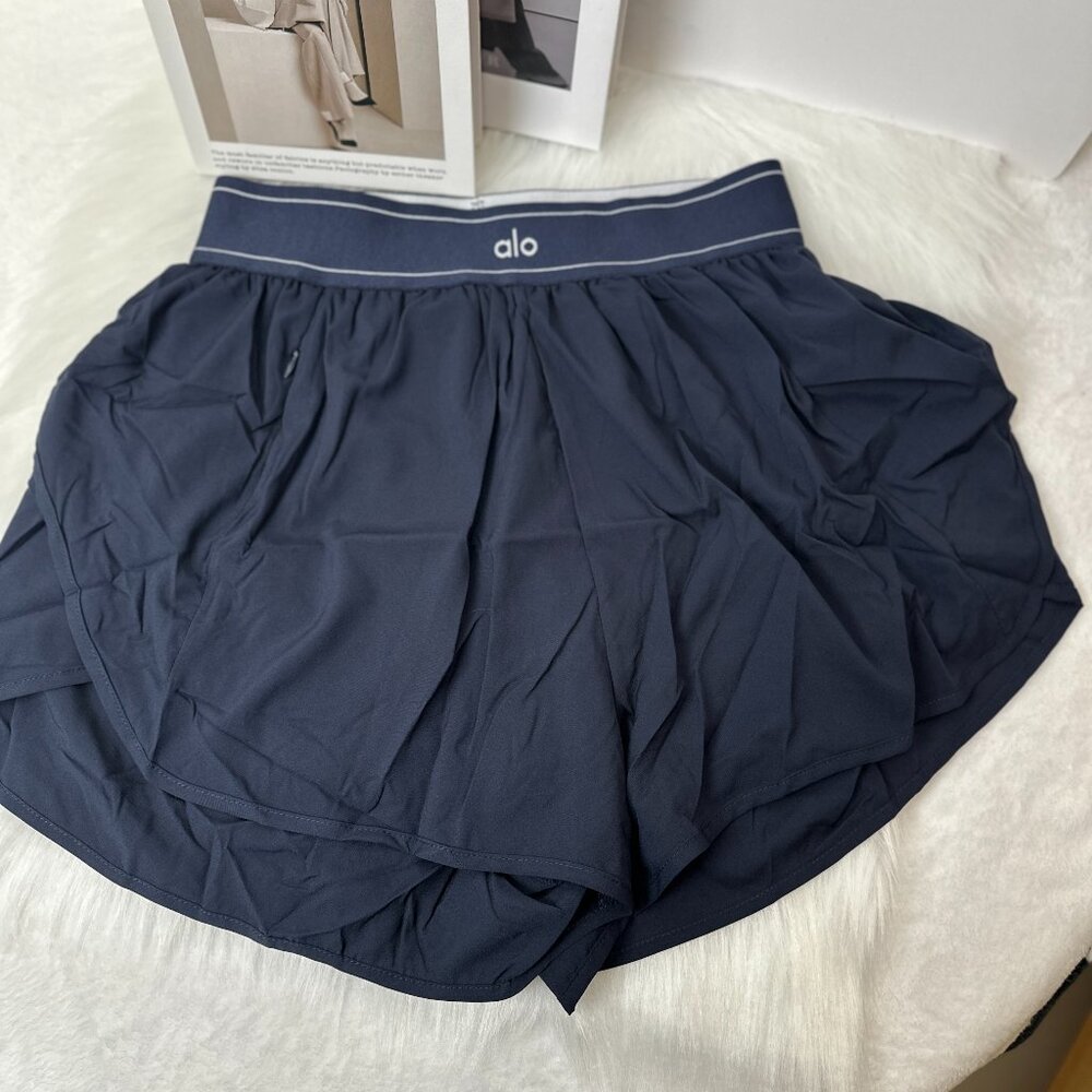 ALO athletic shorts, size M, women's